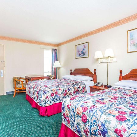 Days Inn By Wyndham Cornelia Zewnętrze zdjęcie