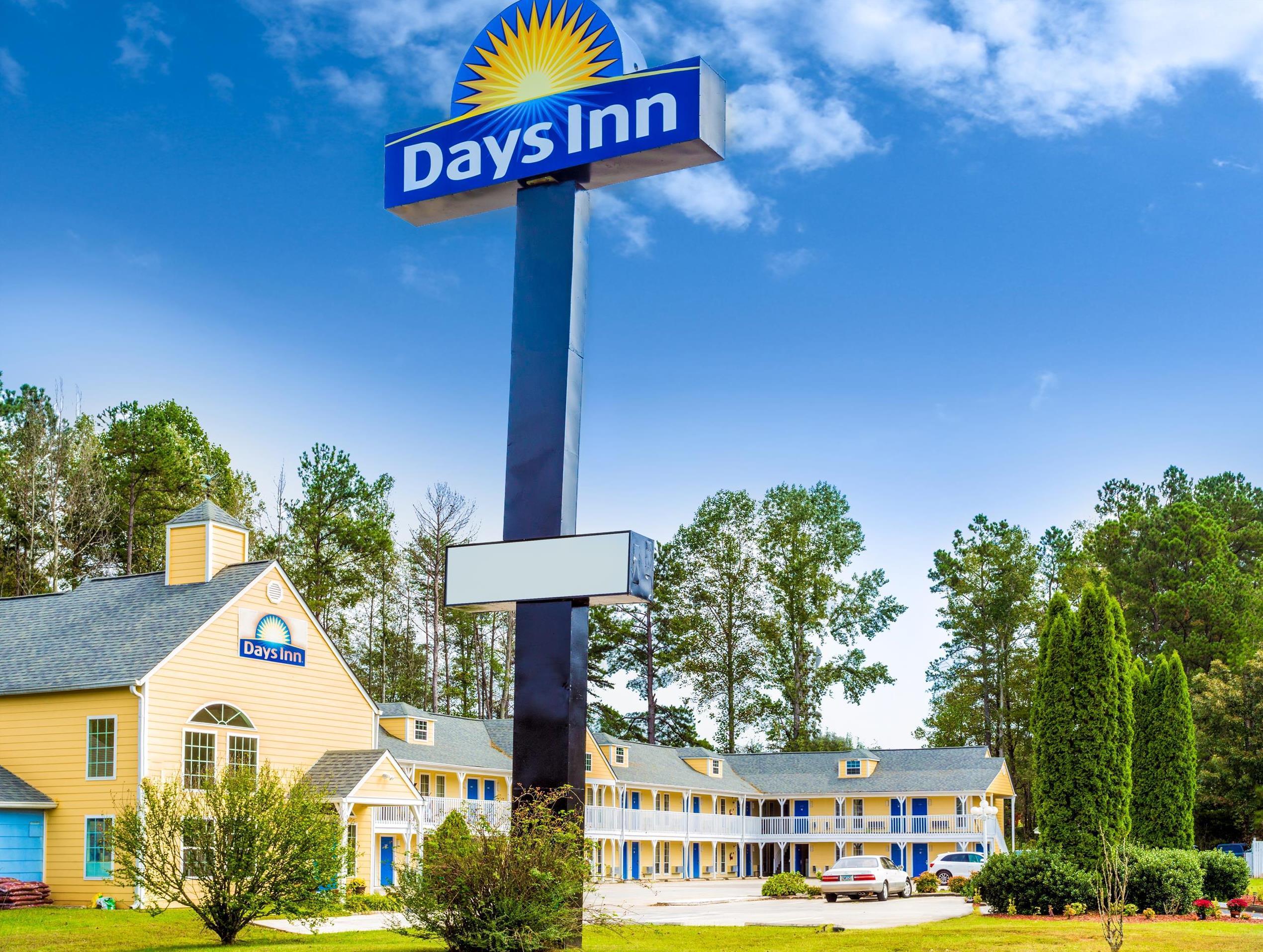 Days Inn By Wyndham Cornelia Zewnętrze zdjęcie
